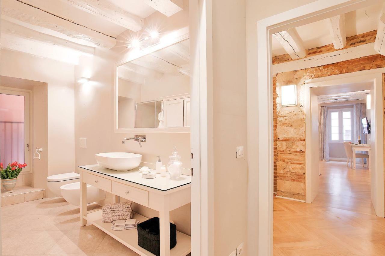 Boutique Apartments Βερόνα Εξωτερικό φωτογραφία